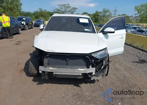 2021 Audi Q5 Premium 45 Tfsi Quattro S Tronic из США, поврежденный, VIN WA1AAAFY9M2033166